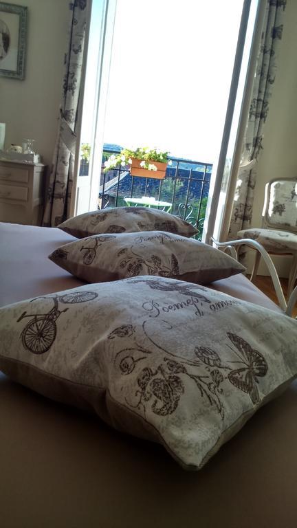 Bed and Breakfast Le Manoir De Crisolles Exterior foto