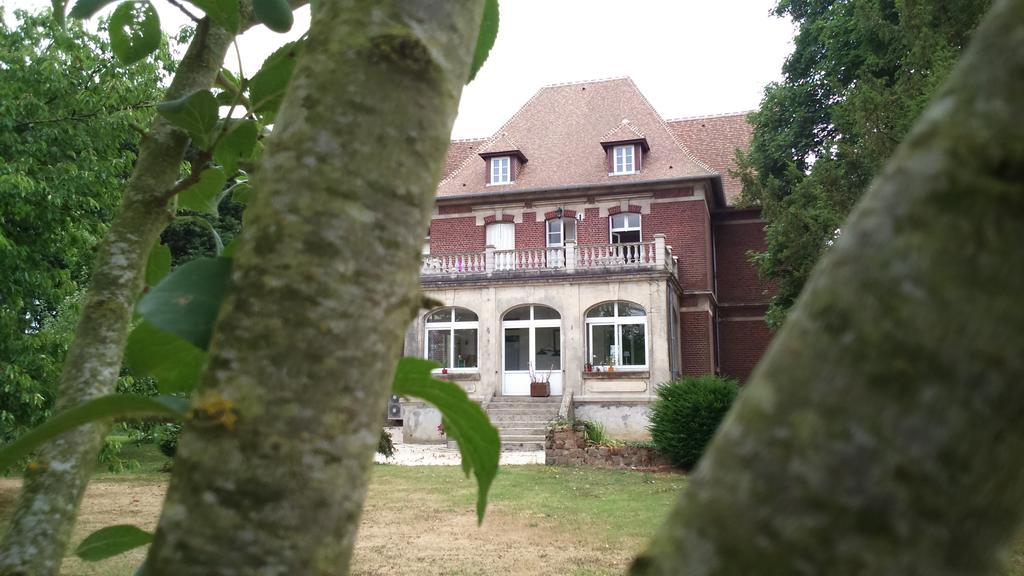 Bed and Breakfast Le Manoir De Crisolles Exterior foto